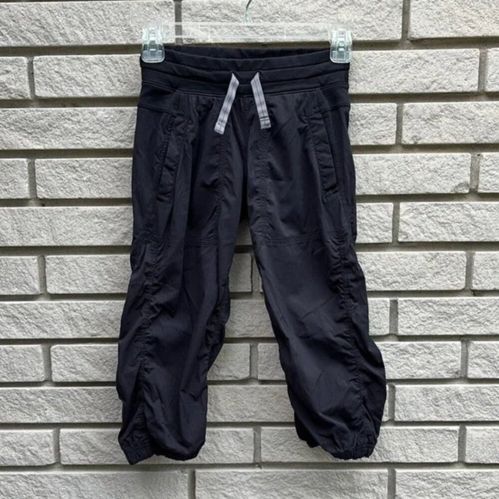 LULULEMON IVIVVA Cropped Jogger Dance Pants, Sz 7